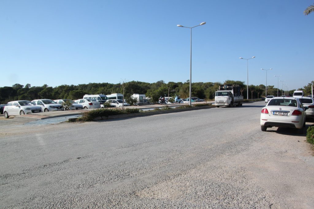 Дорога рядом с отелем